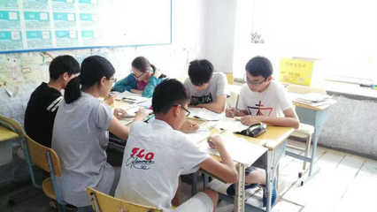 青島朗朗教育咨詢服務 專業引領，點亮未來教育之路